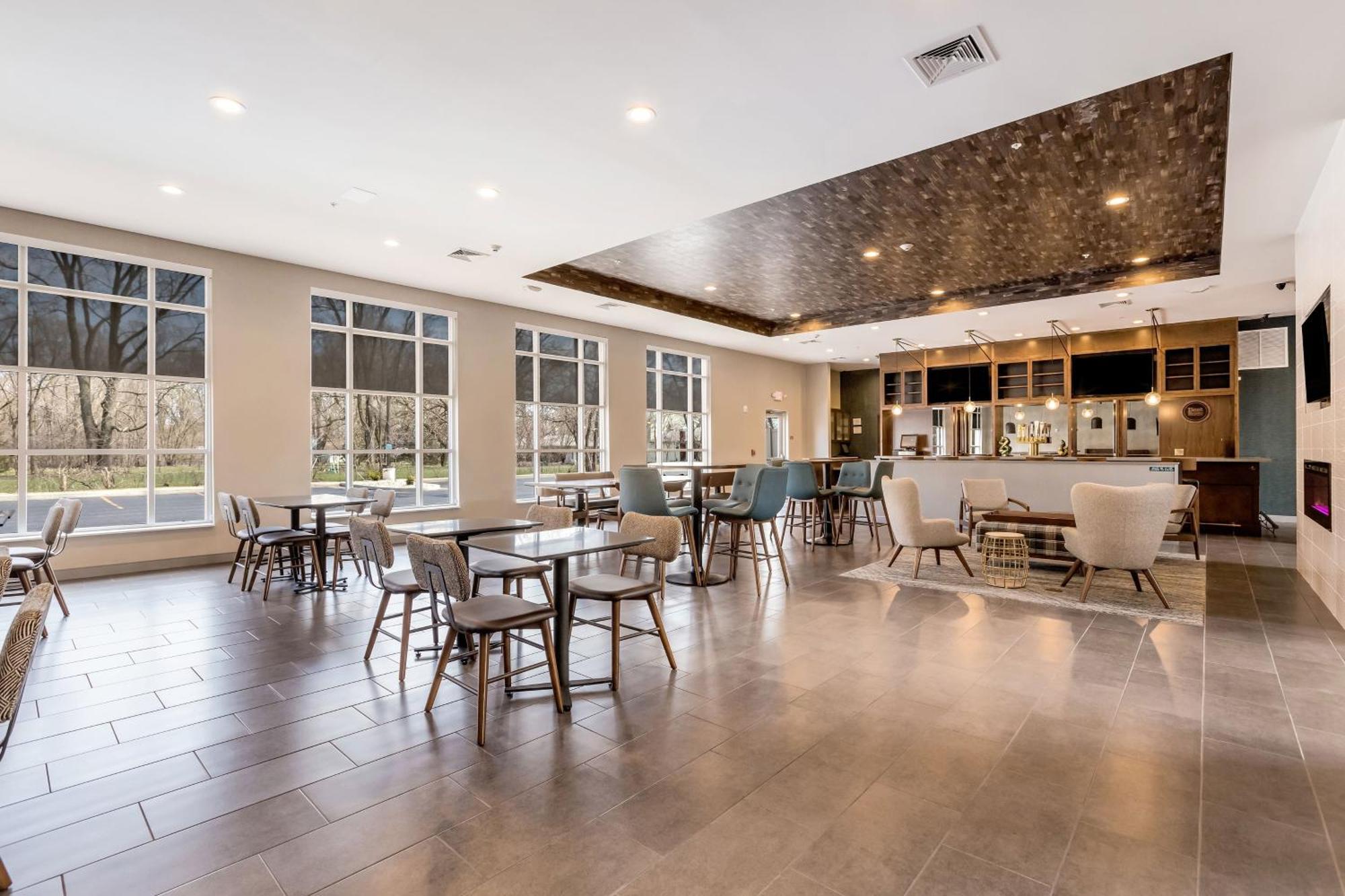 Four Points By Sheraton Elkhart Extérieur photo